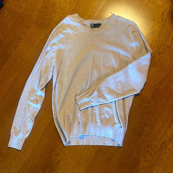 Simons sweater - Picture 1 of 2
